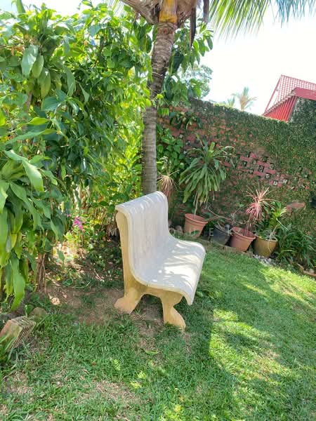 Puay Hee Avenue, Puay Hee Avenue, 4 Bedrooms, 2,200 sqft, Semi-Detached House For Sale, by Jimm Quek, 500119213 - Garden - PropertyGuru.com.sg
