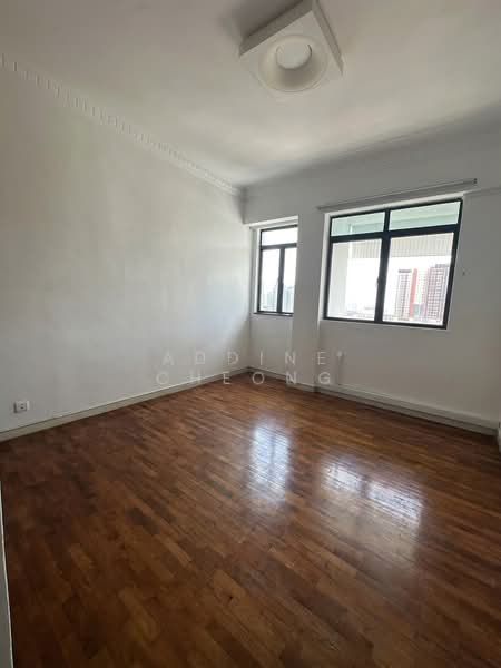 Fernwood Towers, 28 Fernwood Terrace, 3 Bedrooms, 1,195 sqft, Condominium For Sale, by Addine Cheong, 500119215 - Interior - PropertyGuru.com.sg