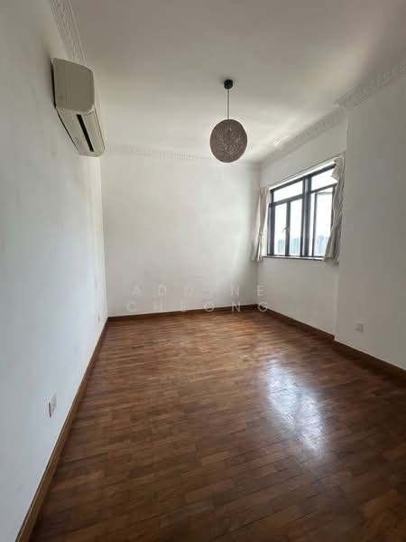 Fernwood Towers, 28 Fernwood Terrace, 3 Bedrooms, 1,195 sqft, Condominium For Sale, by Addine Cheong, 500119215 - Interior - PropertyGuru.com.sg