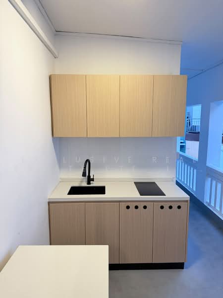 D8 Heritage Shophouse for Residential Co-Living 21 Rooms at Hindoo Rd, , 10+ Bedrooms, 6,000 sqft, Shophouse For Rent, by ARTHUR, 500119218 - Kitchen - PropertyGuru.com.sg