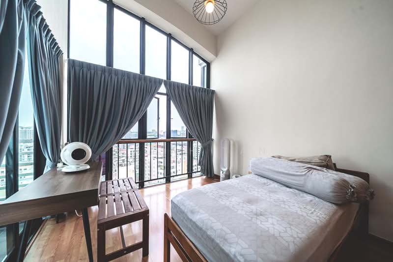 Central Grove, , 3 Bedrooms, 2,239 sqft, Condominium For Sale, by Sarah Tan, 500119222 - Bedroom - PropertyGuru.com.sg