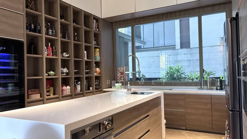 Leedon Residence, 16 Leedon Heights, 4 Bedrooms, 4,607 sqft, Condominium For Rent, by Terry Wee, 500119229 - Kitchen - PropertyGuru.com.sg