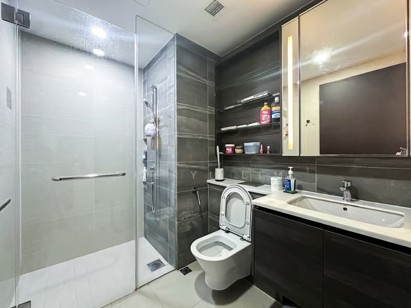 Sims Urban Oasis, 12 Sims Drive, 1 Bedroom, 463 sqft, Condominium For Sale, by Sheryl Lim, 500119242 - Bathroom - PropertyGuru.com.sg