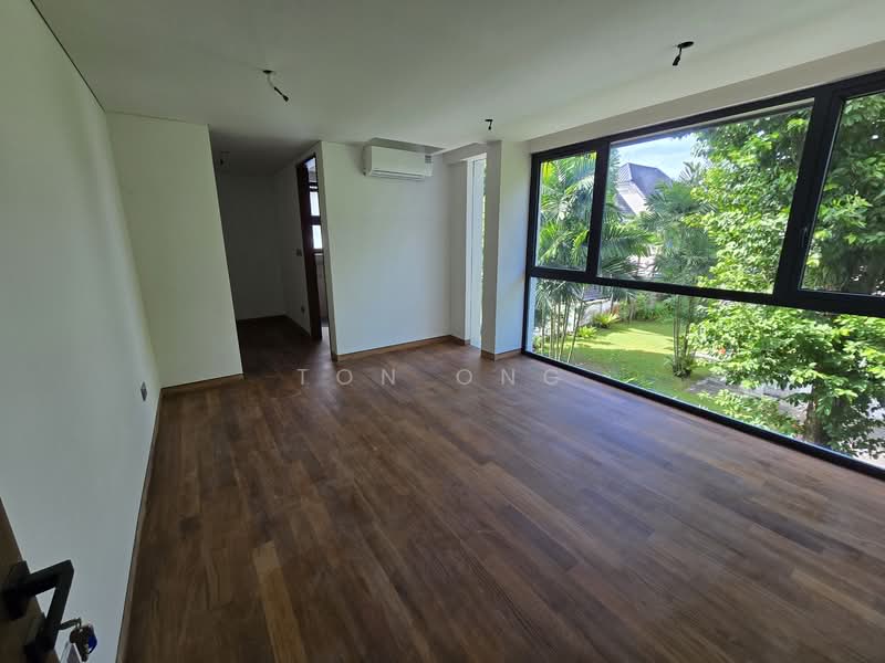 ⭐LEGACY HOMES⭐ Braddell Heights Estate Brand New Detached Houses, Clifton Vale/Lynwood Grove/Cotswold Close/Matlock Rise/Chiltern Drive, 6 Bedrooms, 8,969 sqft, Detached House For Sale, by Ton Ong, 500119249 - Living Room - PropertyGuru.com.sg