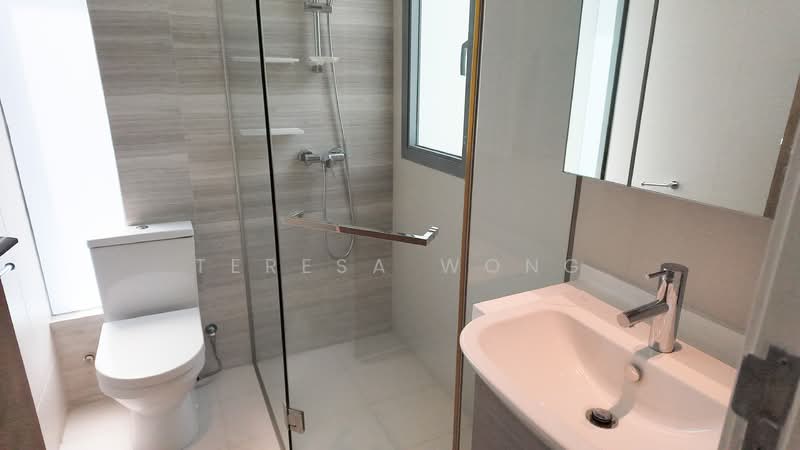 Skies Miltonia, 3 Miltonia Close, 6 Bedrooms, 4,672 sqft, Cluster House For Sale, by Teresa Wong, 500119251 - Bathroom - PropertyGuru.com.sg