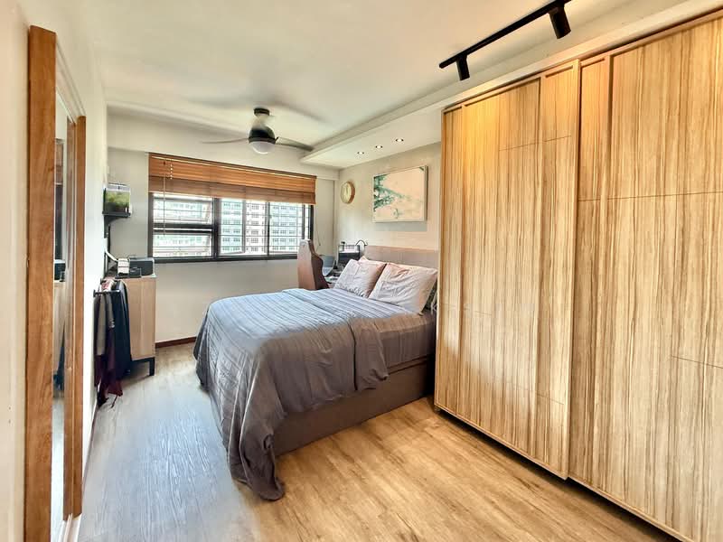 462C Blossom Spring @ Yishun, 462C Yishun Avenue 6, 3 Bedrooms, 1,001 sqft, HDB Flat For Sale, by Azhar Baksin, 500119257 - Master Room - PropertyGuru.com.sg