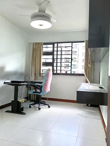 334C Yishun Riverwalk, 334C Yishun Street 31, 3 Bedrooms, 1,206 sqft, HDB Flat For Sale, by Kimberley Tan, 500119270 - Bedroom 1 - PropertyGuru.com.sg