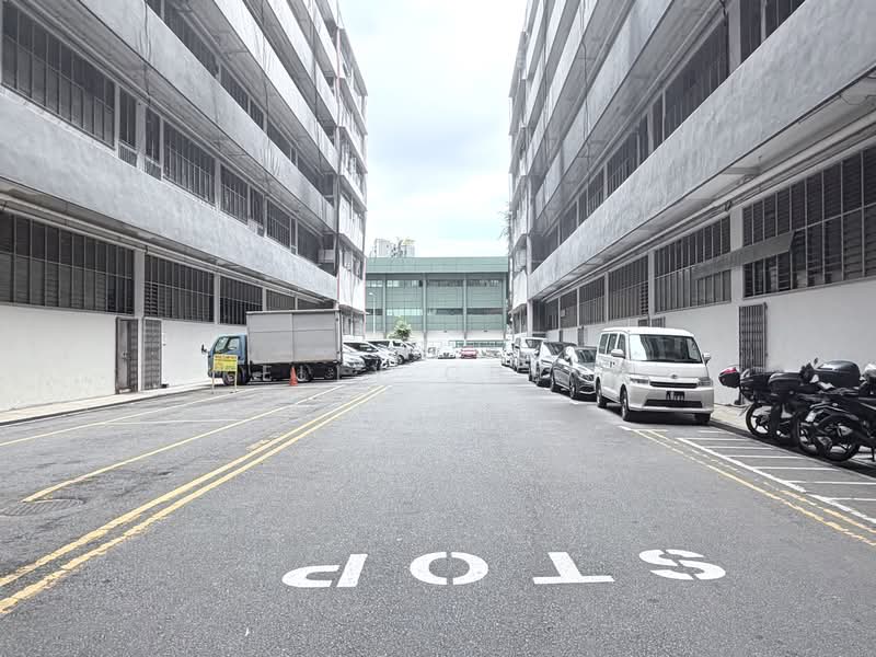 CHEAP Ground Floor | 5.4M Ceiling Height | B1 Industrial Light, , 1,658 sqft, Light Industrial (B1) For Rent, by Kelly Cheng, 500119271 - Exterior - CommercialGuru.com.sg