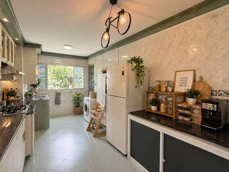 180 Ang Mo Kio Avenue 5, 180 Ang Mo Kio Avenue 5, 3 Bedrooms, 883 sqft, HDB Flat For Sale, by William Tan, 500119278 - Kitchen - PropertyGuru.com.sg