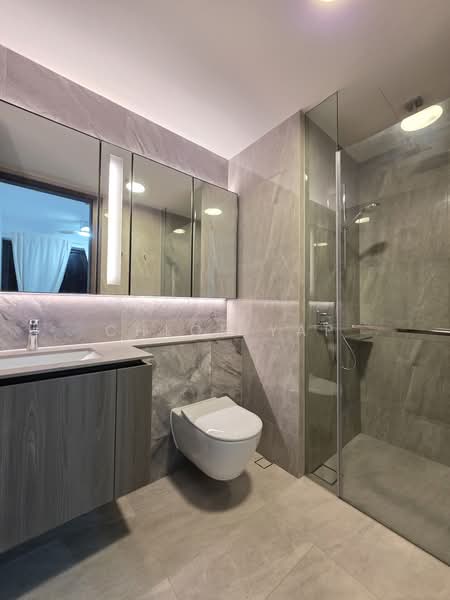 Piccadilly Grand, Northumberland Road, 2 Bedrooms, 646 sqft, Condominium For Sale, by Chloe Yap, 500119281 - Bathroom - PropertyGuru.com.sg