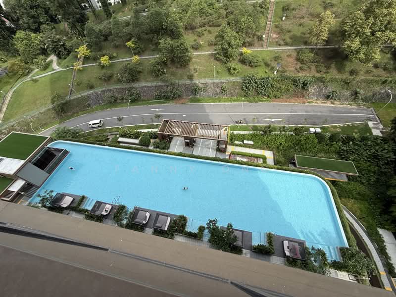 The Landmark, 173 Chin Swee Road, 1 Bedroom, 495 sqft, Condominium For Rent, by Fanny Ong, 500119283 - Pool - PropertyGuru.com.sg
