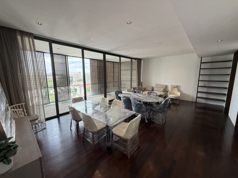 Lloyd SixtyFive, 65 Lloyd Road, 3 Bedrooms, 3,638 sqft, Condominium For Rent, by Johnny Chia, 500119285 - Living Room - PropertyGuru.com.sg