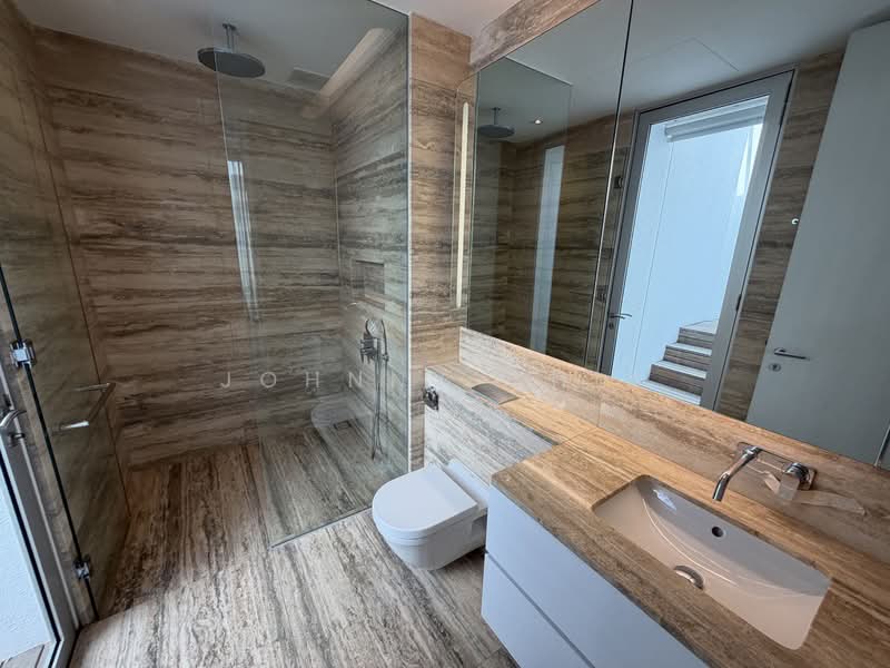 Lloyd SixtyFive, 65 Lloyd Road, 3 Bedrooms, 3,638 sqft, Condominium For Rent, by Johnny Chia, 500119285 - Bathroom - PropertyGuru.com.sg