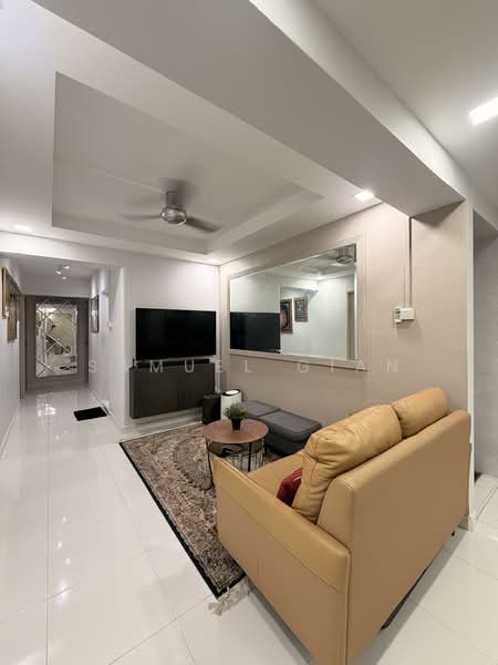 544 Pasir Ris Street 51, 544 Pasir Ris Street 51, 4 Bedrooms, 1,550 sqft, HDB Flat For Sale, by Samuel Gian, 500119286 - Living Room - PropertyGuru.com.sg