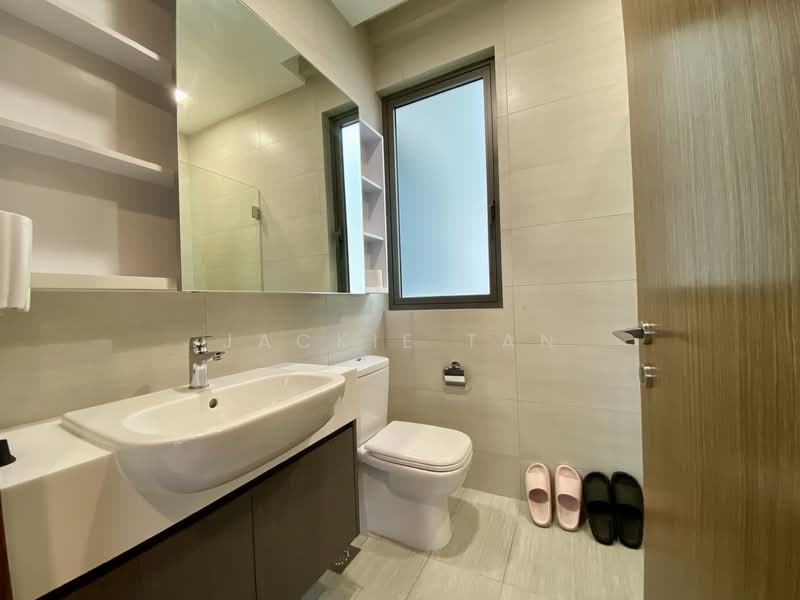 The Tembusu, 107 Tampines Road, 2 Bedrooms, 1,023 sqft, Condominium For Sale, by JACKIE TAN, 500119306 - Bathroom - PropertyGuru.com.sg