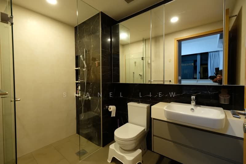 The Glades, 4 Bedok Rise, 3 Bedrooms, 840 sqft, Condominium For Sale, by Shanel Liew, 500119323 - Bathroom - PropertyGuru.com.sg