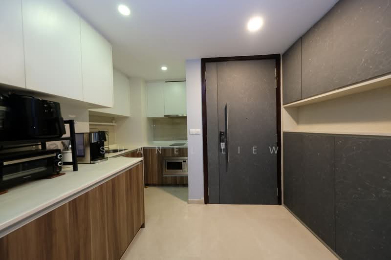 The Glades, 4 Bedok Rise, 3 Bedrooms, 840 sqft, Condominium For Sale, by Shanel Liew, 500119323 - Kitchen - PropertyGuru.com.sg
