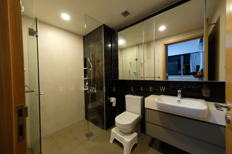 The Glades, 4 Bedok Rise, 3 Bedrooms, 840 sqft, Condominium For Sale, by Shanel Liew, 500119323 - Bathroom - PropertyGuru.com.sg
