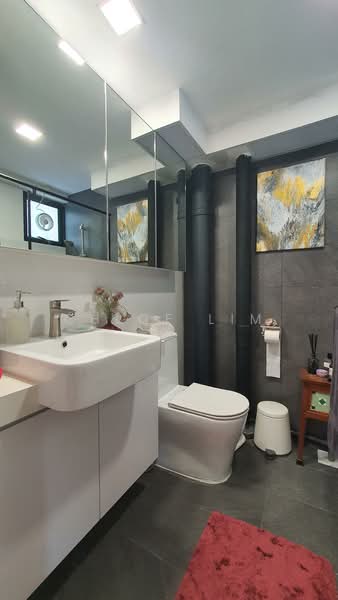 14 Ghim Moh Road, 14 Ghim Moh Road, 3 Bedrooms, 1,259 sqft, HDB Flat For Sale, by Chloe Lim, 500119328 - Bathroom - PropertyGuru.com.sg