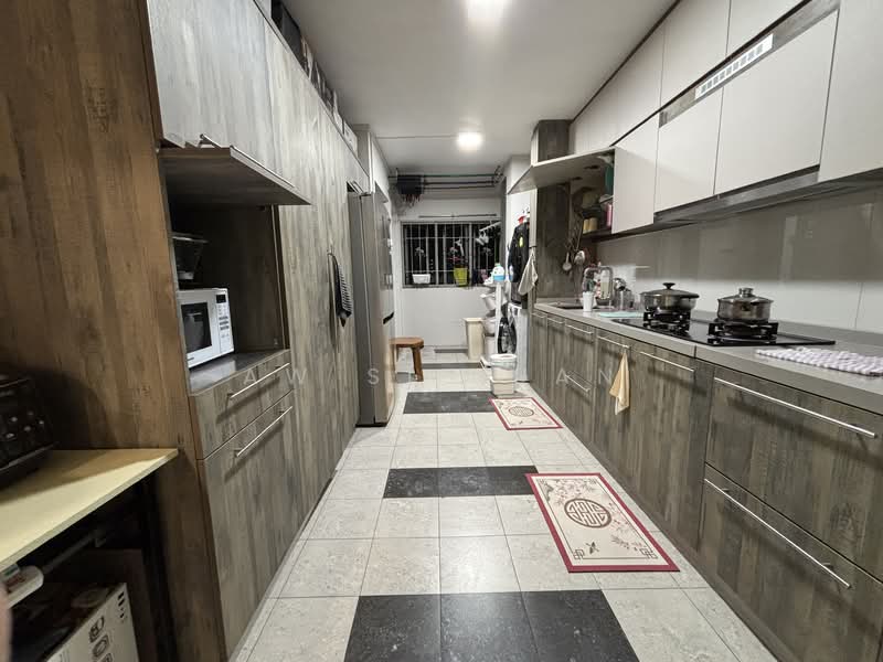 720 Bedok Reservoir Road, 720 Bedok Reservoir Road, 3 Bedrooms, 1,420 sqft, HDB Flat For Sale, by Aw Si Kuan, 500119355 - Kitchen - PropertyGuru.com.sg