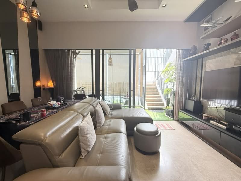 Riversails, 6 Upper Serangoon Crescent, 3 Bedrooms, 1,819 sqft, Condominium For Sale, by Darren Koh Chun Hong, 500119358 - Living Room - PropertyGuru.com.sg