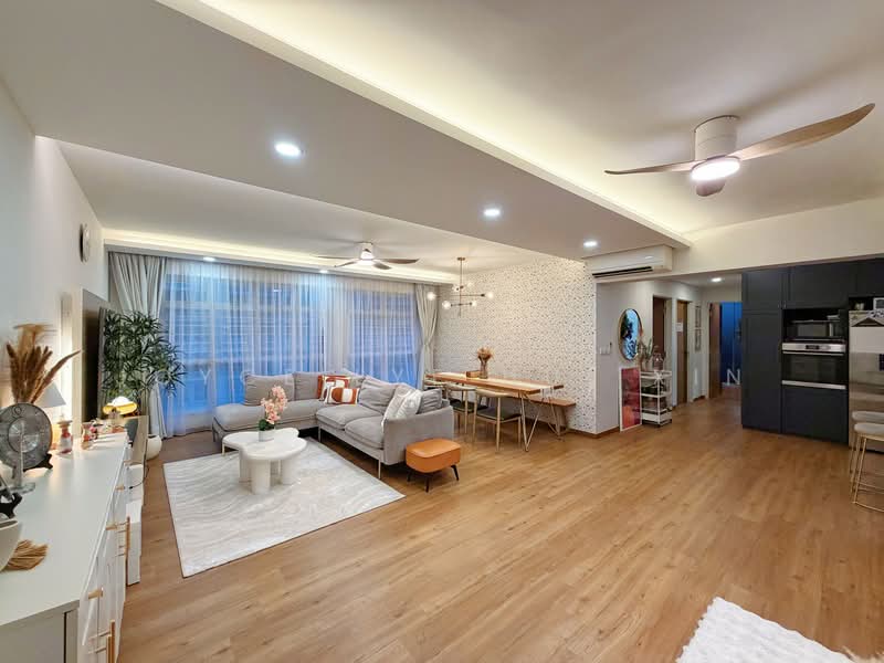 323D Sumang Walk, 323D Sumang Walk, 3 Bedrooms, 1,216 sqft, HDB Flat For Sale, by Joyce Lye Hui Xin, 500119361 - Living Room - PropertyGuru.com.sg