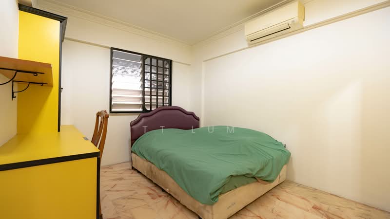 148 Yishun Street 11, 148 Yishun Street 11, 2 Bedrooms, 721 sqft, HDB Flat For Sale, by TT Lum, 500119364 - Bedroom - PropertyGuru.com.sg