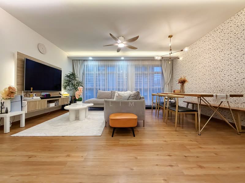 323D Sumang Walk, 323D Sumang Walk, 3 Bedrooms, 1,216 sqft, HDB Flat For Sale, by Andy Lim 林佳俊, 500119365 - Living Room - PropertyGuru.com.sg