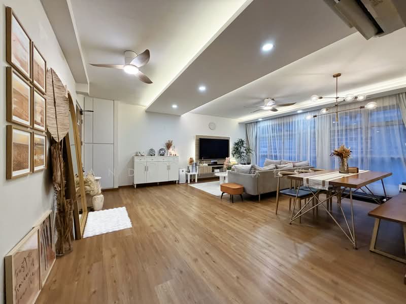 323D Sumang Walk, 323D Sumang Walk, 3 Bedrooms, 1,216 sqft, HDB Flat For Sale, by Andy Lim 林佳俊, 500119365 - Living Room - PropertyGuru.com.sg