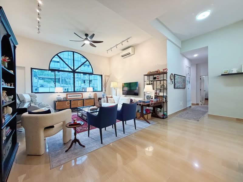 Holland Hill Park, 7A Holland Hill, 3 Bedrooms, 1,464 sqft, Condominium For Sale, by Joyce Lye Hui Xin, 500119370 - Living Room - PropertyGuru.com.sg