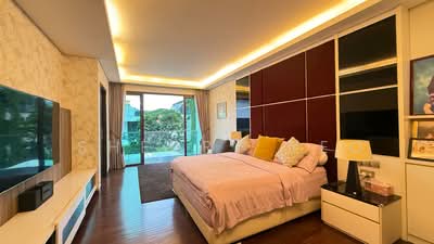 For Sale - Begonia Drive