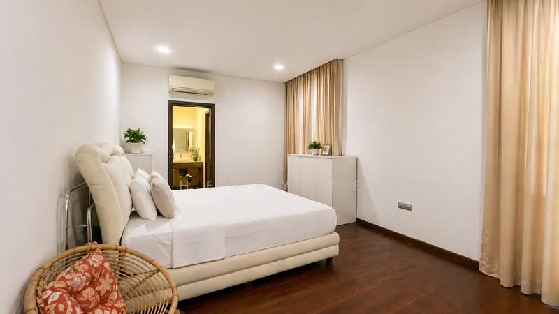 Begonia Drive, Begonia Drive near to Seletar Hills / Yio Chu Kang landed estate in Singapore, 7 Bedrooms, 5,033 sqft, Semi-Detached House For Sale, by Sherry Yeo, 500119377 - Bedroom - PropertyGuru.com.sg