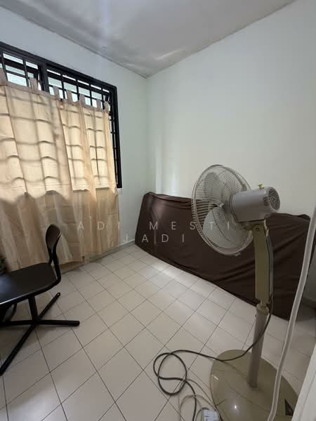 30 New Upper Changi Road, 30 New Upper Changi Road, 3 Bedrooms, 699 sqft, HDB Flat For Sale, by Adi Mesti Jadi, 500119385 - Bedroom - PropertyGuru.com.sg