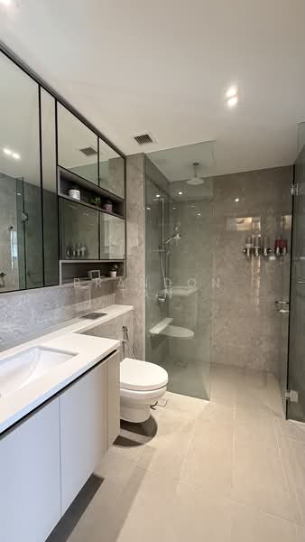 The Tapestry, 59 Tampines Street 86, 2 Bedrooms, 603 sqft, Condominium For Sale, by Brandon Tan, 500119393 - Bathroom - PropertyGuru.com.sg