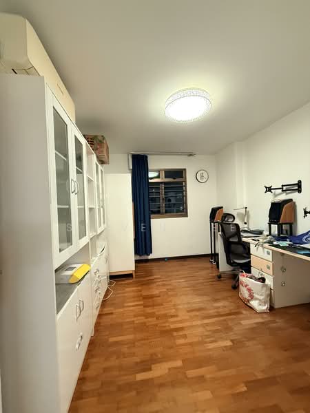 678A Jurong West Street 64, 678A Jurong West Street 64, 3 Bedrooms, 1,184 sqft, HDB Flat For Sale, by Steven Lee, 500119394 - Study - PropertyGuru.com.sg