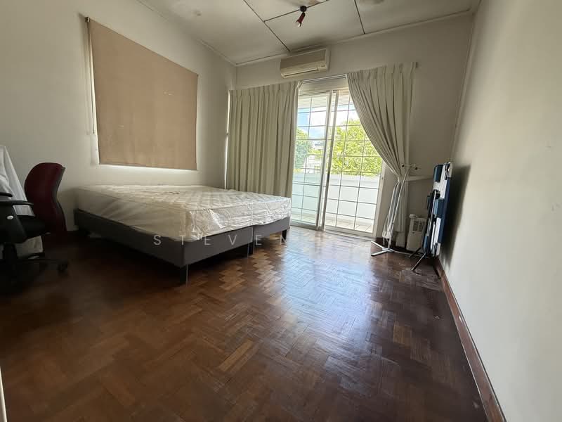 120 jalan pari burong, 120 Jalan Pari Burong, 4 Bedrooms, 2,800 sqft, Semi-Detached House For Sale, by Steven Wen, 500119435 - Bedroom - PropertyGuru.com.sg