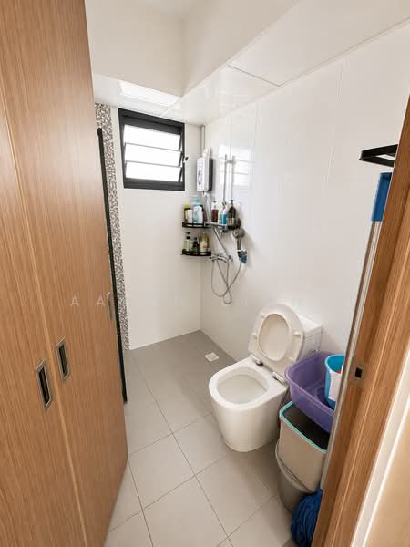102B Bidadari Park Drive, 102B Bidadari Park Drive, 3 Bedrooms, 1,001 sqft, HDB Flat For Sale, by Aaron Liong, 500119441 - Bathroom - PropertyGuru.com.sg