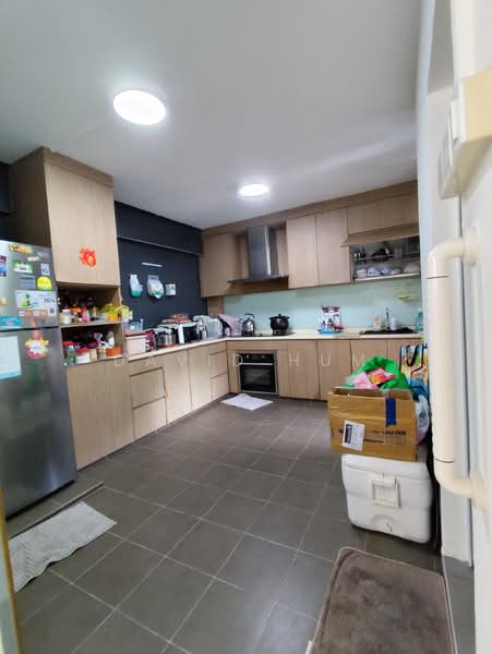 717 Bedok Reservoir Road, 717 Bedok Reservoir Road, 3 Bedrooms, 1,194 sqft, HDB Flat For Rent, by David Hum, 500119448 - Kitchen - PropertyGuru.com.sg