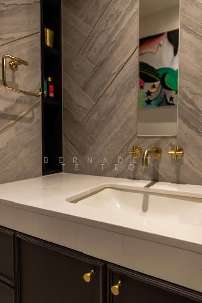 Valley Park, 473 River Valley Road, 3 Bedrooms, 1,701 sqft, Condominium For Sale, by Bernadette Teo, 500119455 - Bathroom - PropertyGuru.com.sg