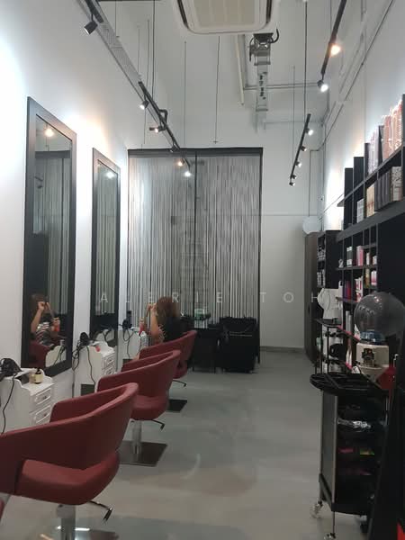 King Albert Park (KAP), 9 King Albert Park, 398 sqft, Mall Shop For Rent, by Valerie Toh, 500119522 - Interior - CommercialGuru.com.sg