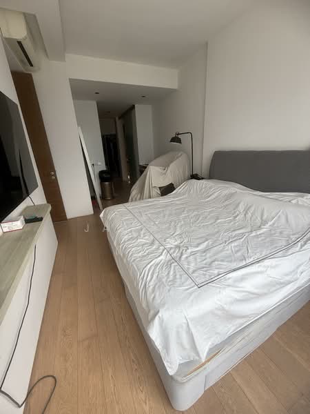 Echelon, 7 Alexandra View, 4 Bedrooms, 1,572 sqft, Condominium For Sale, by Jane Lim, 500119530 - Master Bedroom - PropertyGuru.com.sg