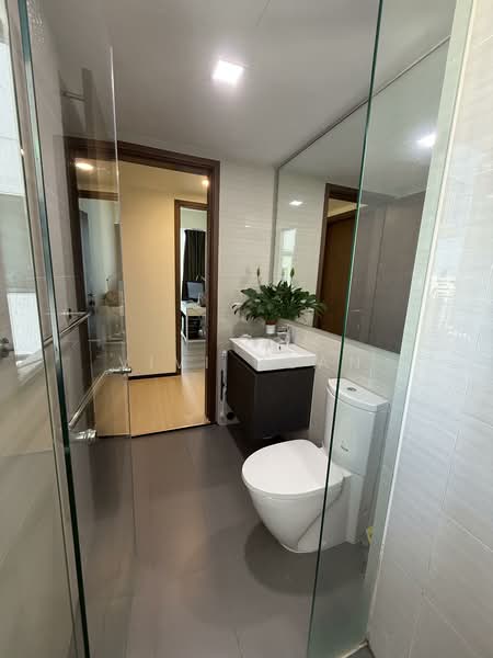 Waterbay, 47 Edgefield Plains, 2 Bedrooms, 753 sqft, Executive Condominium For Sale, by Vivi Guan, 500119559 - Bathroom - PropertyGuru.com.sg