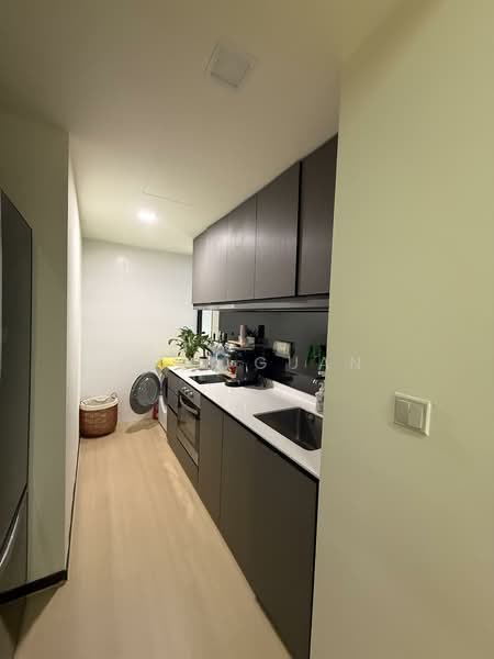 Waterbay, 47 Edgefield Plains, 2 Bedrooms, 753 sqft, Executive Condominium For Sale, by Vivi Guan, 500119559 - Kitchen - PropertyGuru.com.sg