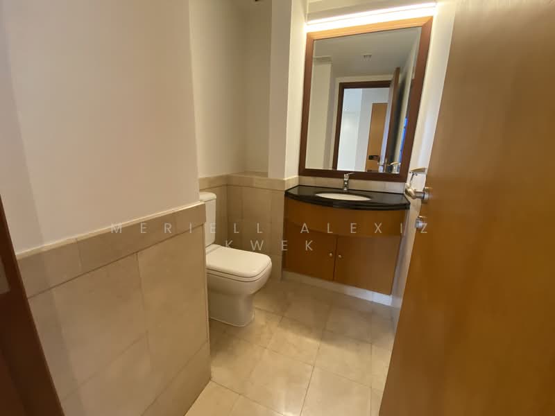 Orchard Scotts, 11 Anthony Road, 4 Bedrooms, 2,497 sqft, Condominium For Rent, by Meriell Alexiz Kwek, 500119604 - Bathroom - PropertyGuru.com.sg