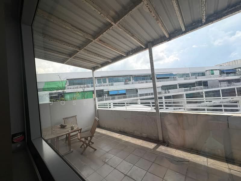 Northstar @ Amk, 7030 Ang Mo Kio Avenue 5, 1,141 sqft, Light Industrial (B1) For Rent, by Josephine Koh, 500119676 - Balcony - CommercialGuru.com.sg