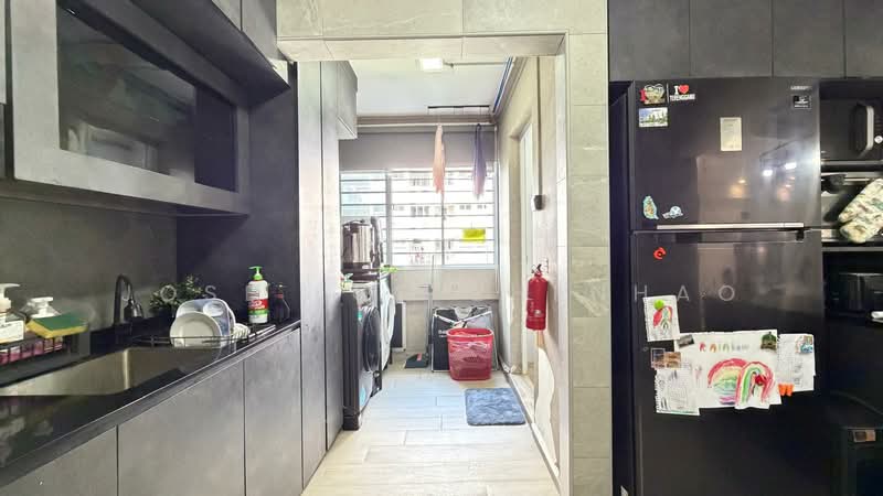 766 Pasir Ris Street 71, 766 Pasir Ris Street 71, 3 Bedrooms, 1,119 sqft, HDB Flat For Sale, by Jose Loh Zhenhao, 500119678 - Kitchen - PropertyGuru.com.sg