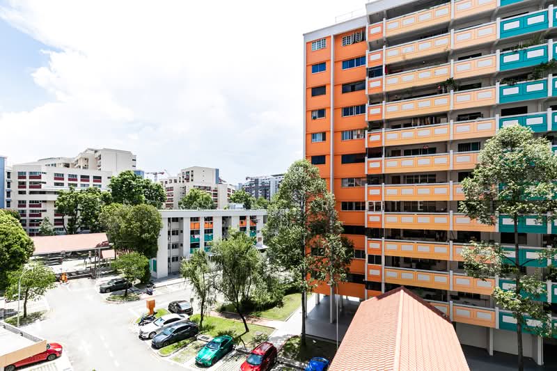 420 Jurong West Street 42, 420 Jurong West Street 42, 3 Bedrooms, 904 sqft, HDB Flat For Sale, by PROPSELLER PTE. LTD., 500119682 - Exterior - PropertyGuru.com.sg