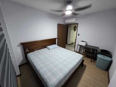 For Rent - 121B Tengah Drive