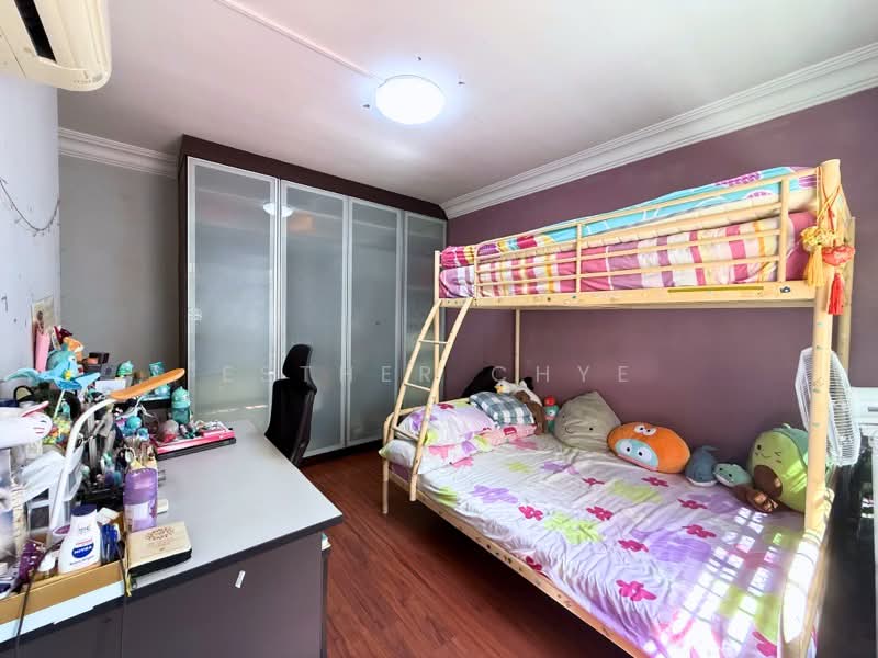 360 Woodlands Avenue 5, 360 Woodlands Avenue 5, 4 Bedrooms, 146 sqft, HDB Flat For Sale, by Esther Chye, 500119694 - Bedroom - PropertyGuru.com.sg
