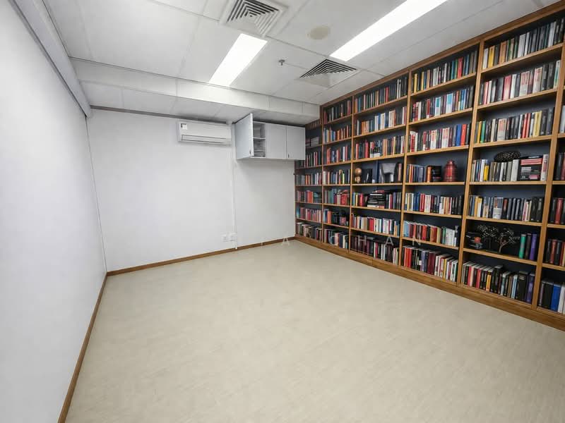 Parklane Shopping Mall, 35 Selegie Road, 1,119 sqft, Office For Sale, by Cynthia Chan, 500119696 - Study - CommercialGuru.com.sg